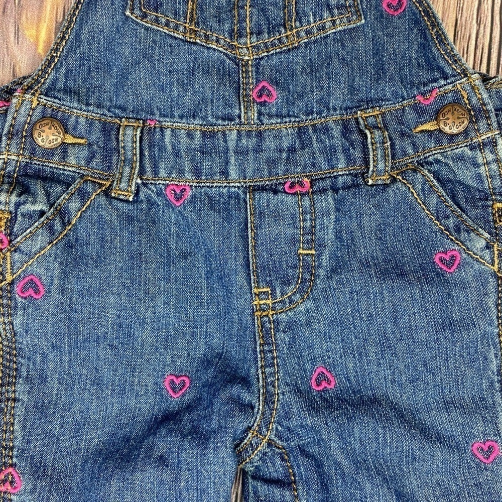 Darling Oshkosh Blue Jean Overalls With Pink Hearts- Size 9 Months - Picture 3 of 11